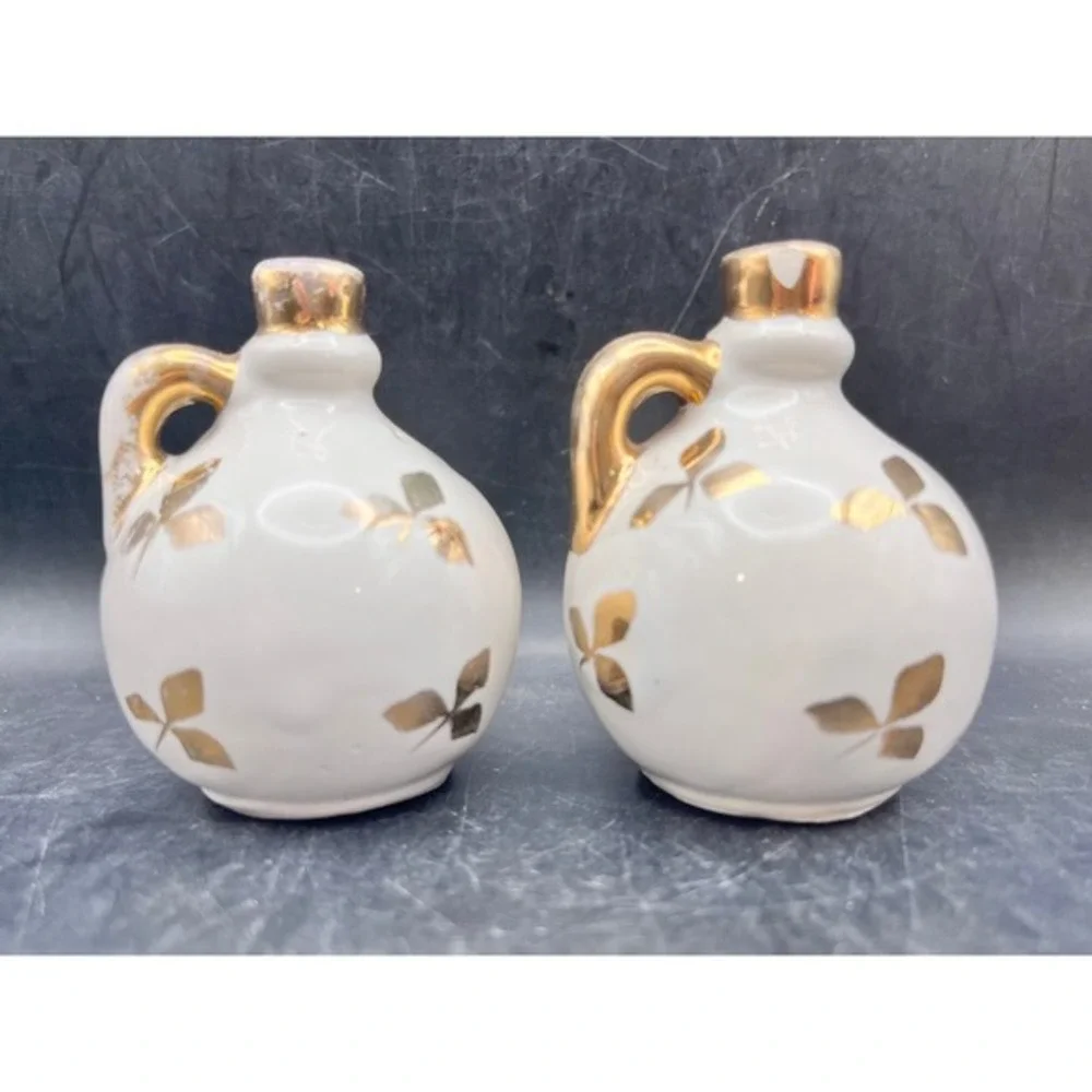 Vintage Ball‎ Jug Salt & Pepper Shakers- White w / Gold Handles and Tops Decor